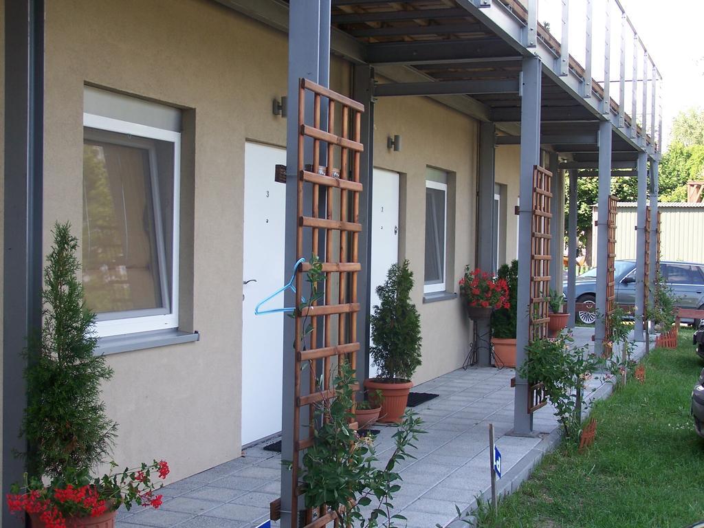 Nowe Guty Fun Apartamento Exterior foto